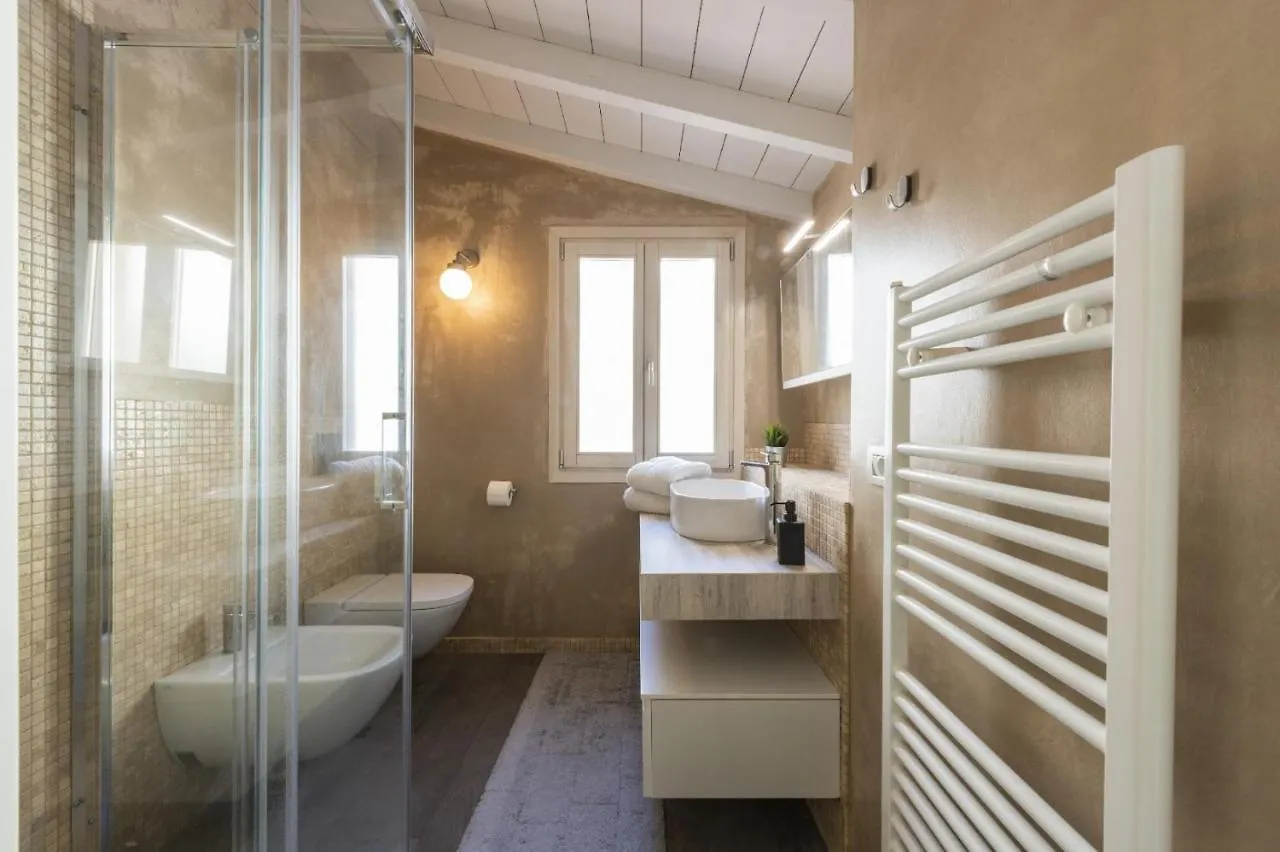 Apartments Florence- Oltrarno Garden Italy