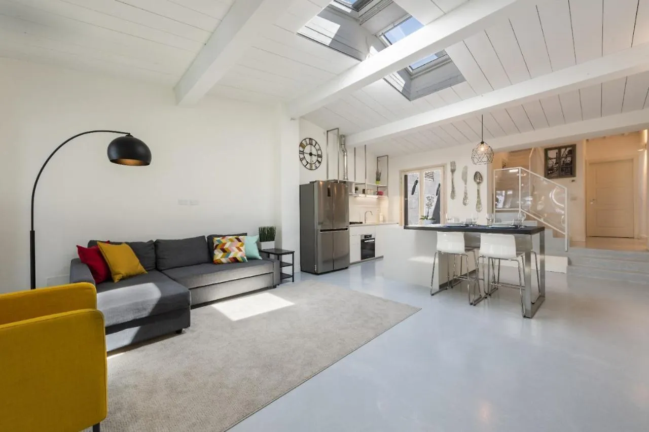 Apartments Florence- Oltrarno Garden contacts